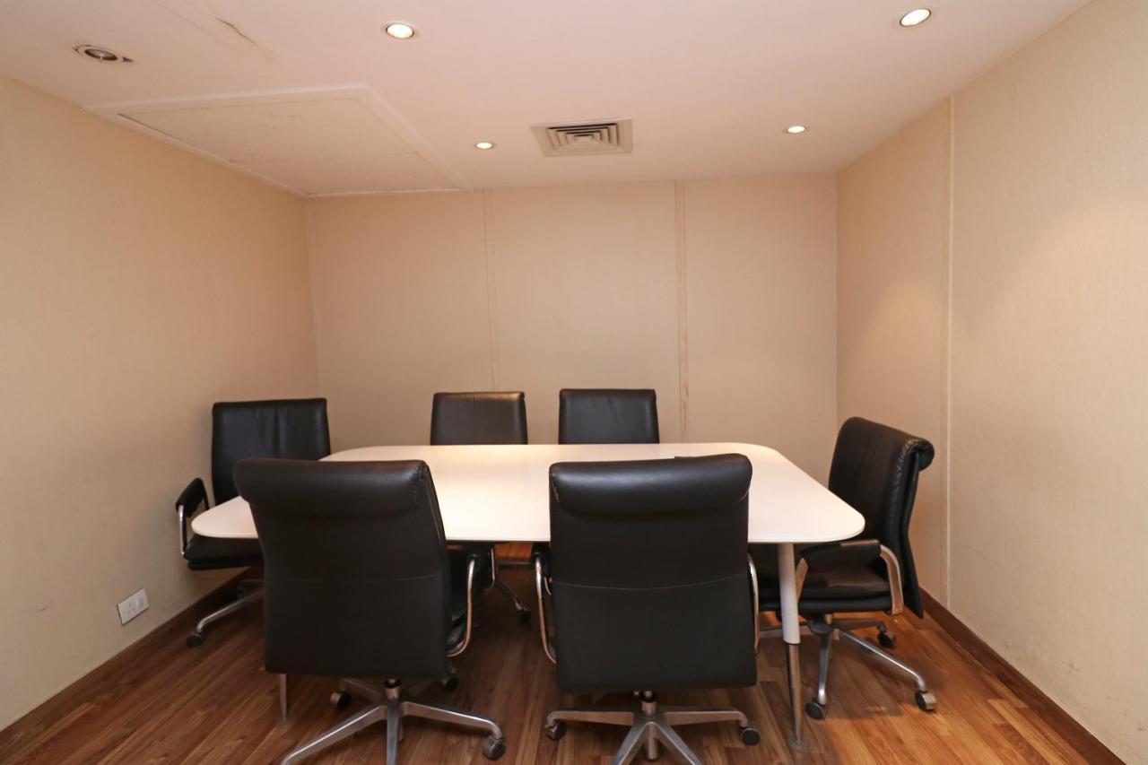 Capital O 19296 Joy Inn & Suites Bhiwadi Exterior foto